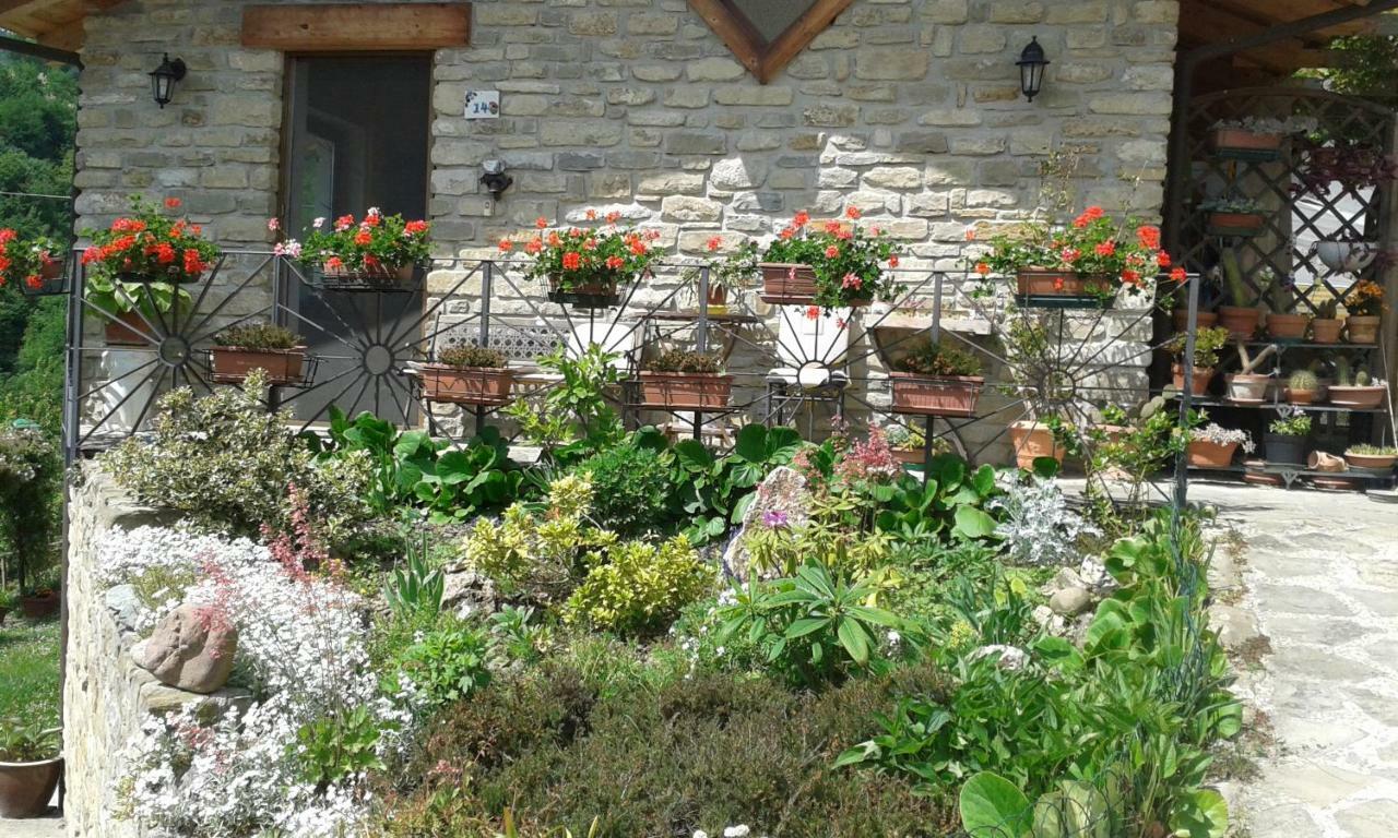 Bed and Breakfast Cà d' FeFi Gorzegno Esterno foto